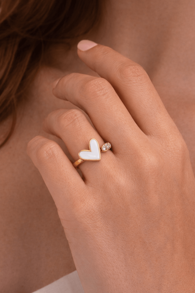 Amour Heart Ring - Madmoizelle Closet