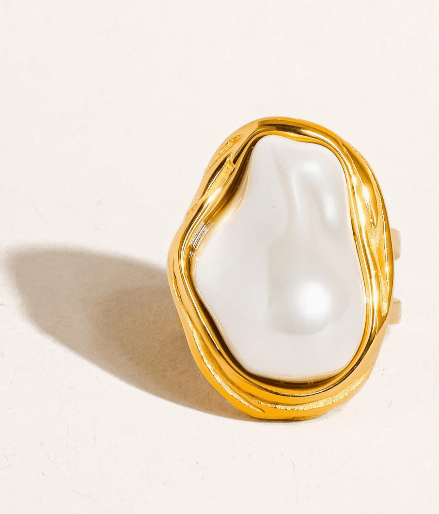 Cameron 18K Gold Non - Tarnish Classic Pearl Round Ring - Madmoizelle Closet