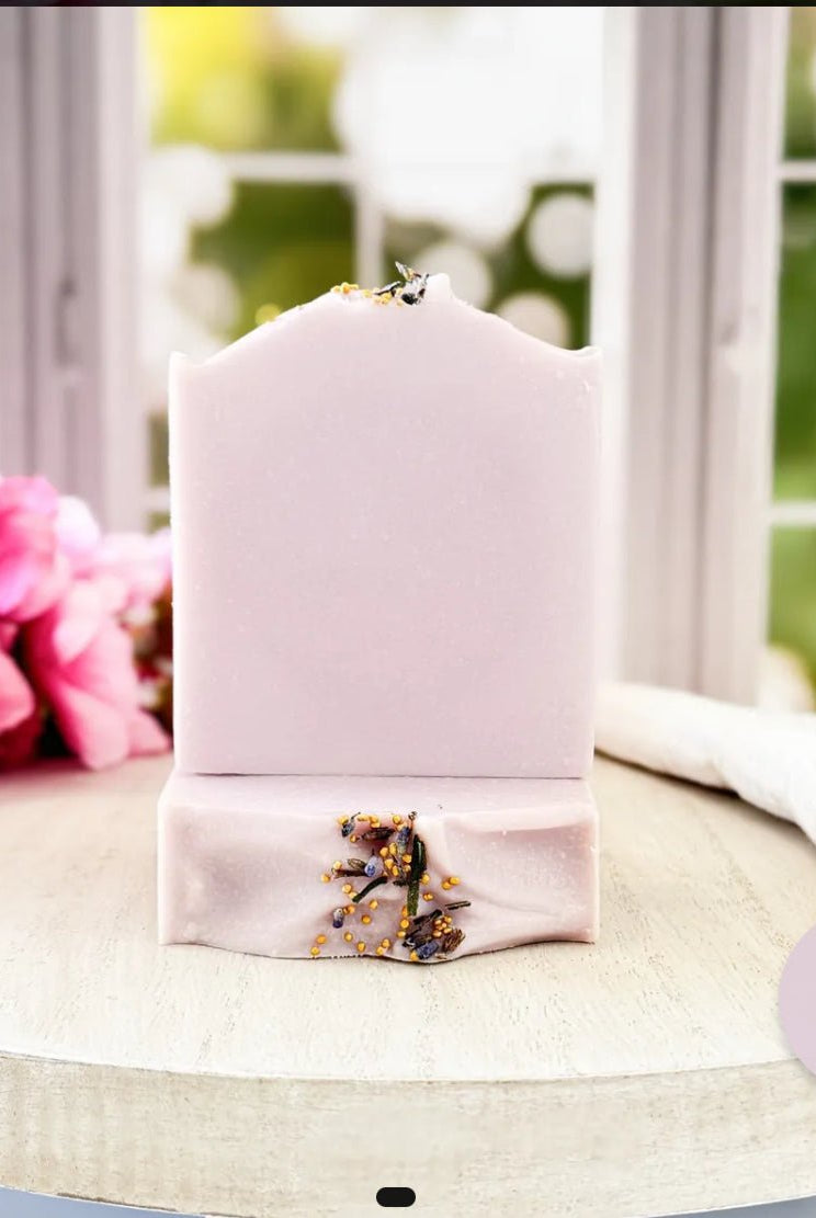 Lavender & Sage Soap - Madmoizelle Closet