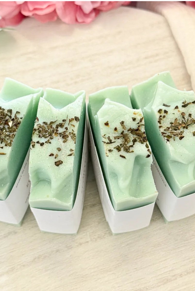 Mint & Eucalyptus Soap - Madmoizelle Closet