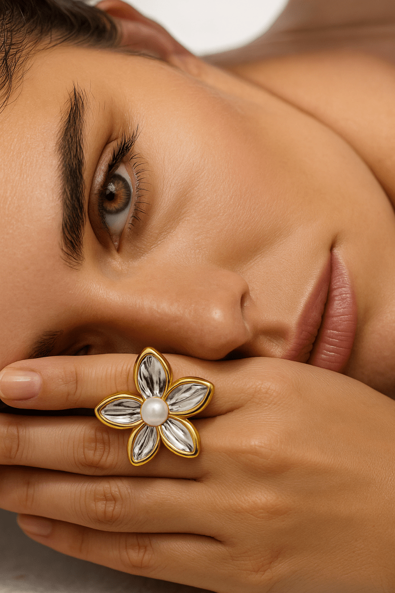 Sarah 18K Gold Non - Tarnish Pearl Flower Ring - Madmoizelle Closet