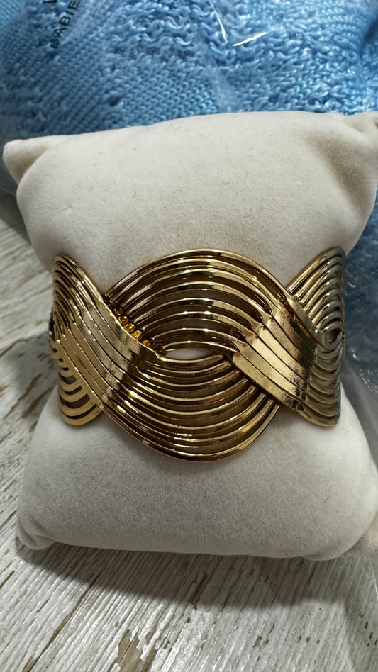 Micaela 18K Gold Non-Tarnish Open Twist Ring