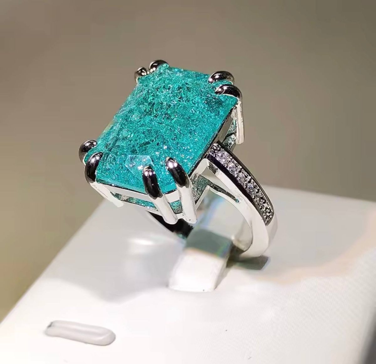 Aqua Drusa Silver Ring - Madmoizelle Closet