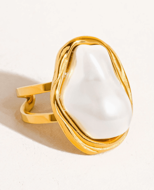 Cameron 18K Gold Non - Tarnish Classic Pearl Round Ring - Madmoizelle Closet