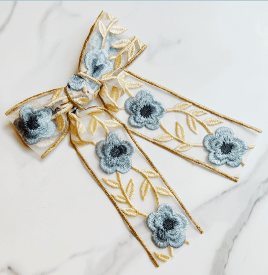 Delicate Embroidered Bow Hair Clip - Madmoizelle Closet