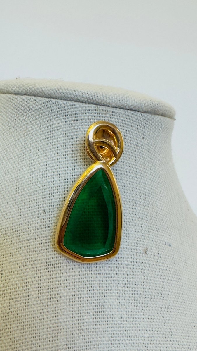 Esmeralda 18k Filed Earring and Nacklace - Madmoizelle Closet