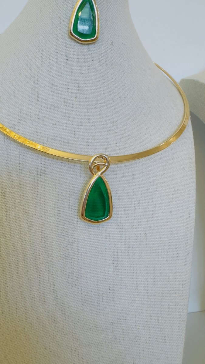 Esmeralda 18k Filed Earring and Nacklace - Madmoizelle Closet