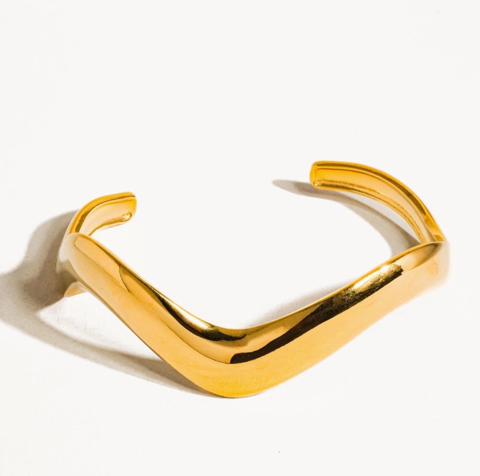 Maria 18K Gold Non - Tarnish V Shaped Bracelet - Madmoizelle Closet