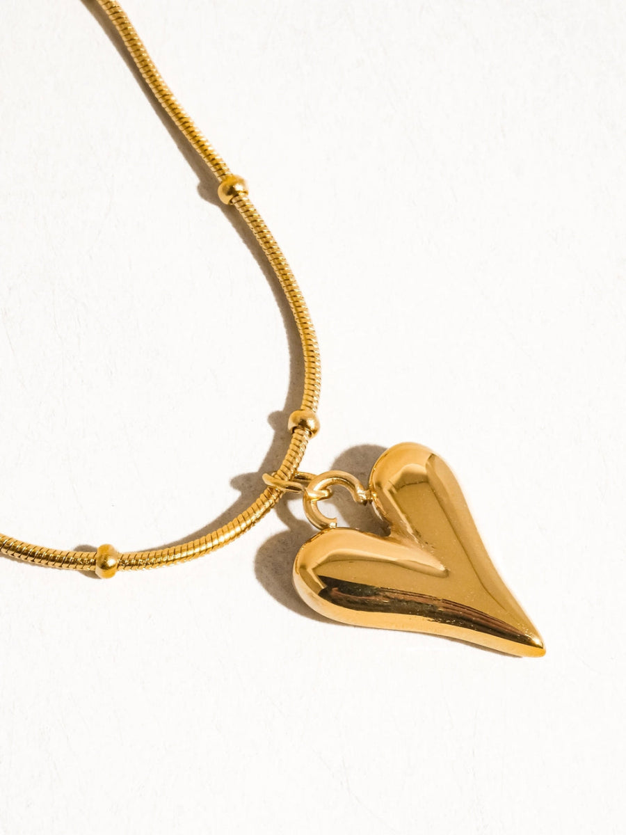 Neila 18K Gold Non - Tarnish Heart Necklace - Madmoizelle Closet