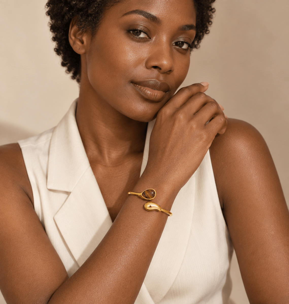 Open Cuff Stone Bracelet - Madmoizelle Closet