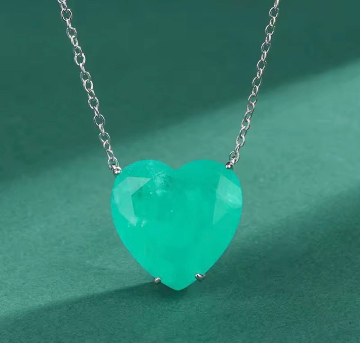 Paraiba Heart Silver Necklace - Madmoizelle Closet