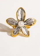 Sarah 18K Gold Non - Tarnish Pearl Flower Ring - Madmoizelle Closet