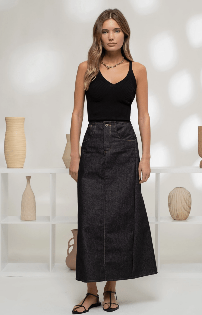 V Neck Sweater Tank - Madmoizelle Closet