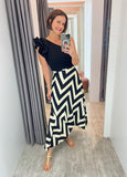 Black and Champagne Envelop Skirt - Madmoizelle Closet