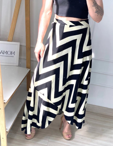 Black and Champagne Envelop Skirt - Madmoizelle Closet
