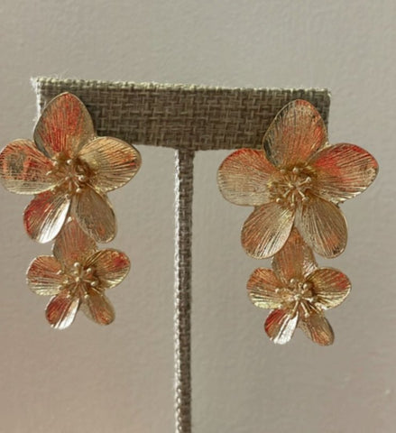 Lorena Double Flower Earrings - Madmoizelle Closet