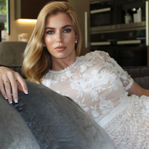Vanessa Lace Midi Dress - Madmoizelle Closet